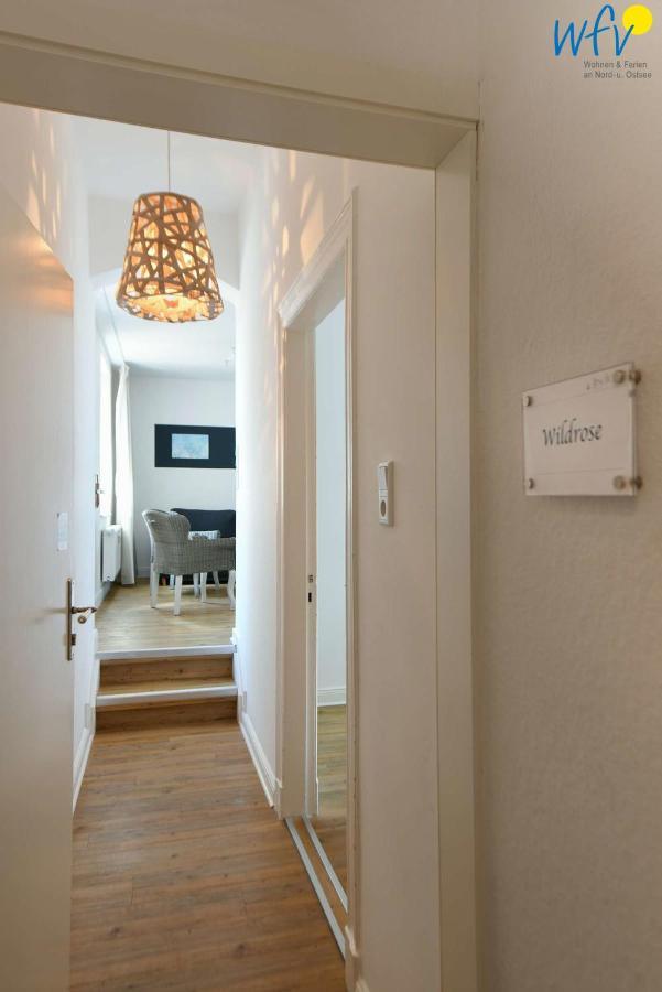 Haus Inselrose Ferienwohnung Wildrose Juist Exterior photo